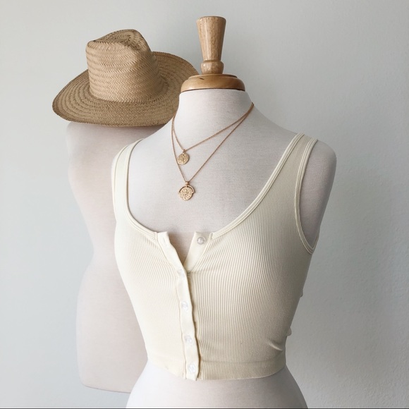 Tops - OFF-WHITE RIBBED SEAMLESS CROP TOP